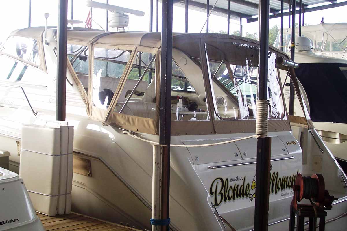 Aft enclosure on a 340 Sea Ray